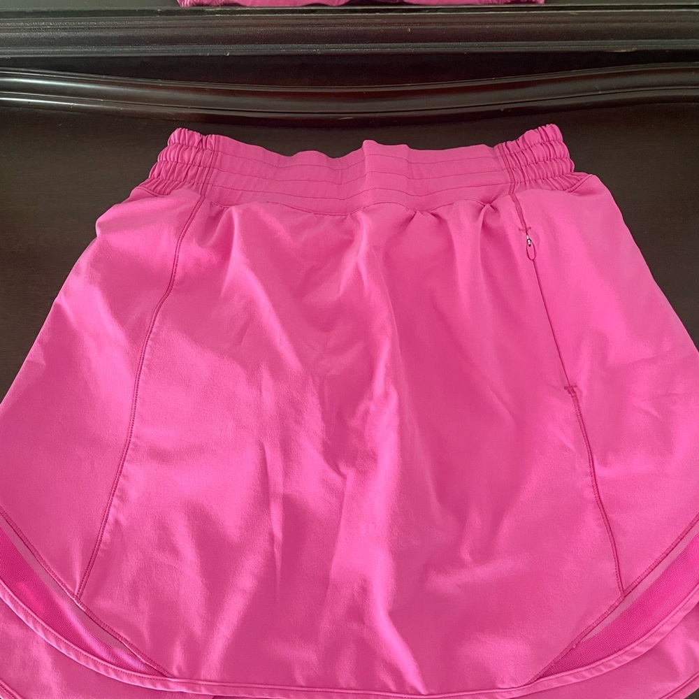 🔴LULULEMON HIGH RISE HOTTY HOT SKIRT🔴